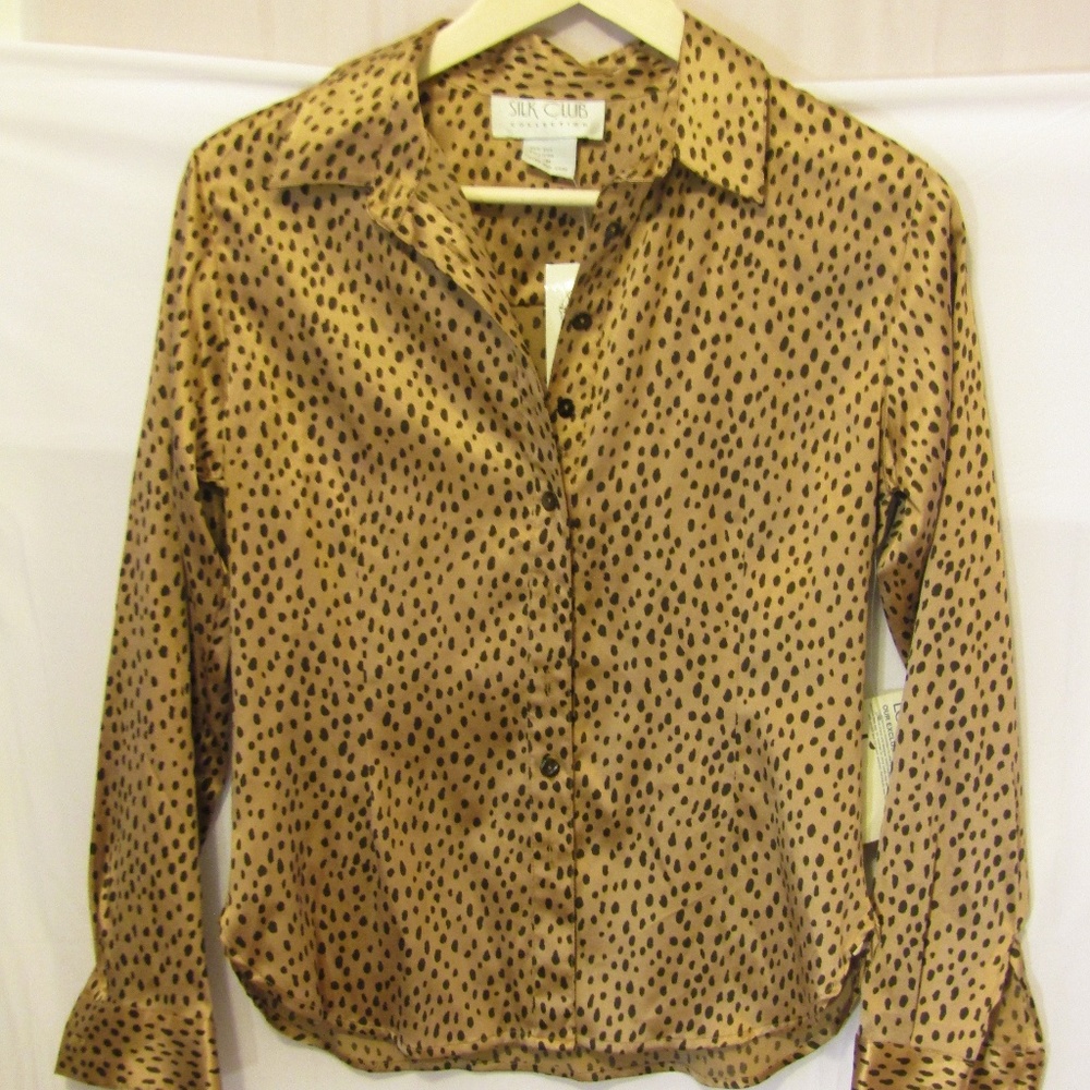 Silk Club Women's Dress Shirt, size Medium